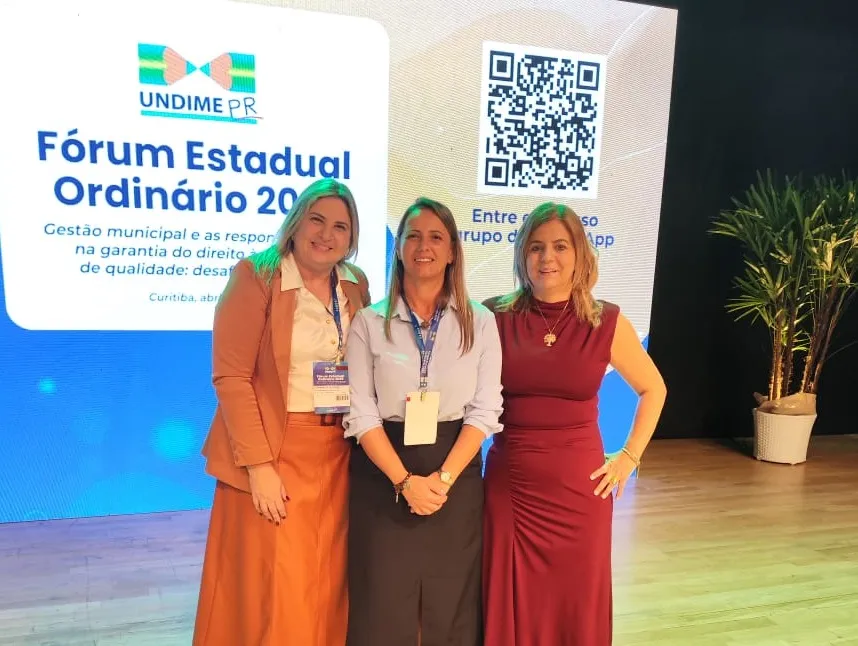 Secretária de Educação representa Corbélia em Fórum Estadual da Undime-PR