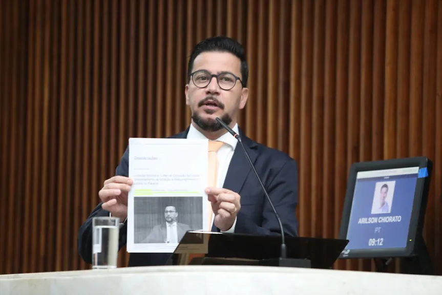 Oposição aponta falta de planejamento e uso recorrente de alterações no orçamento do Paraná