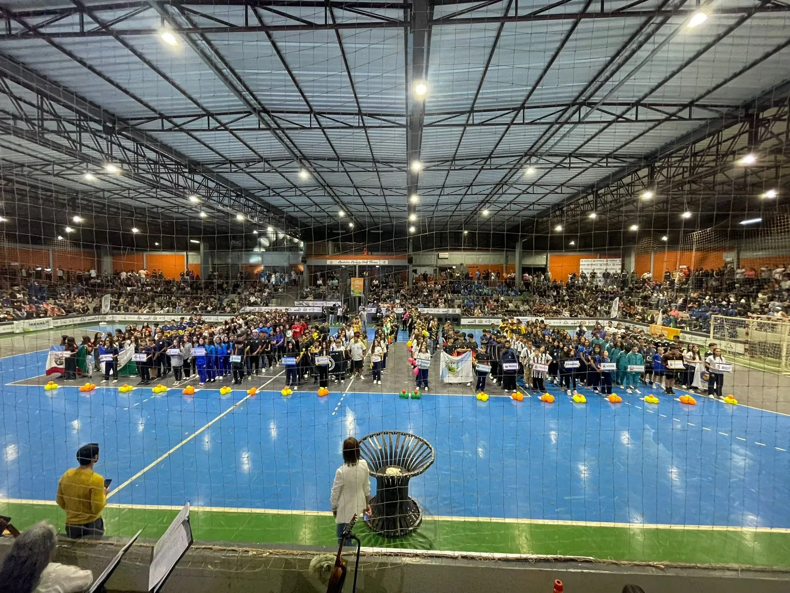 Corbélia celebra a abertura da fase regional dos Jogos Escolares do Paraná com grande público e autoridades presentes