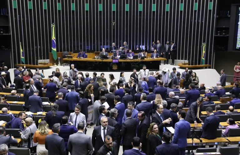 Câmara articula aumento no número de deputados federais