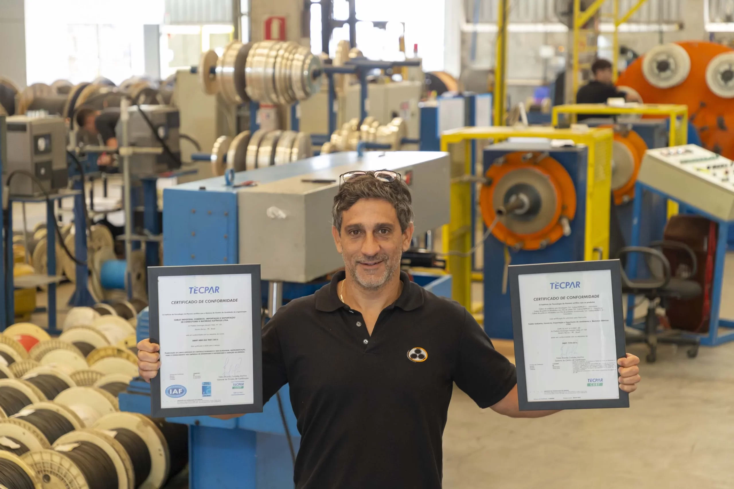 Tecpar alerta sobre riscos de produtos elétricos fora das normas