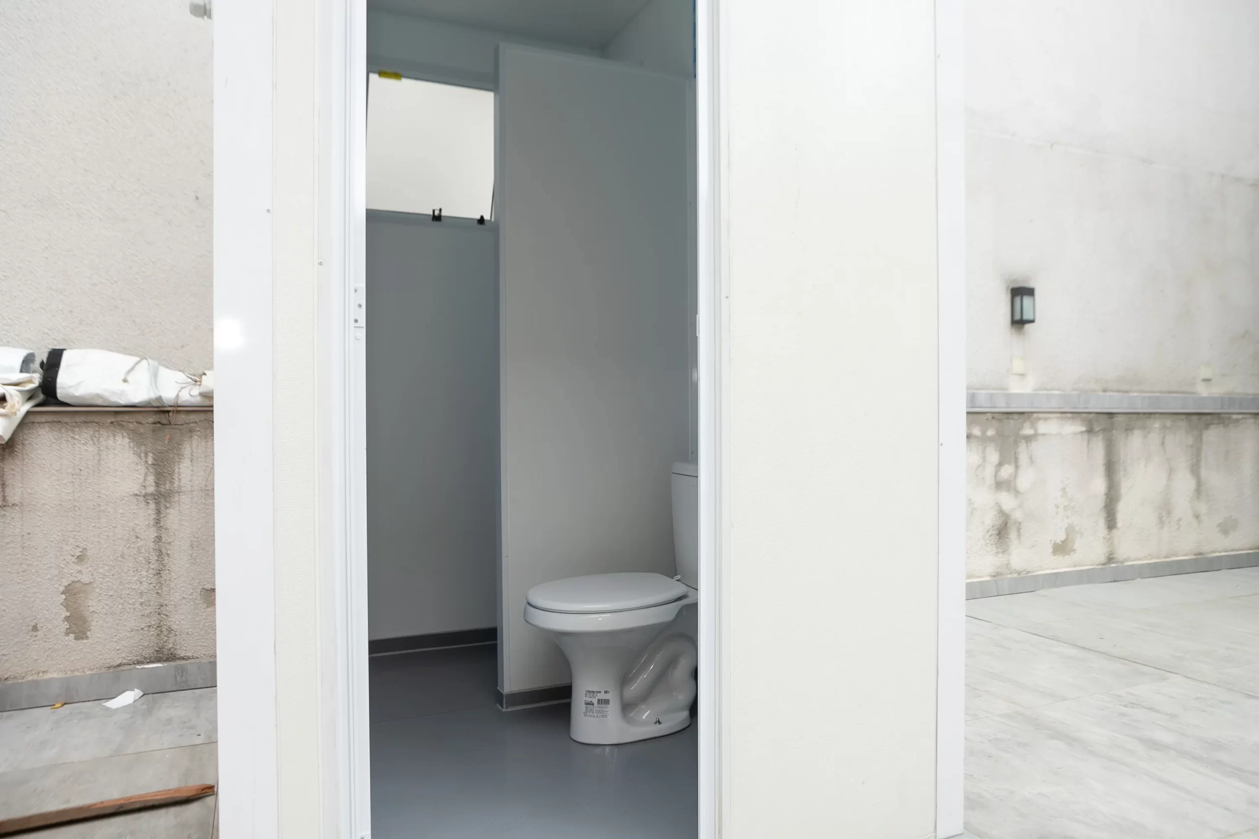 Paraná oficializa programa para combater déficit sanitário em áreas de baixa renda