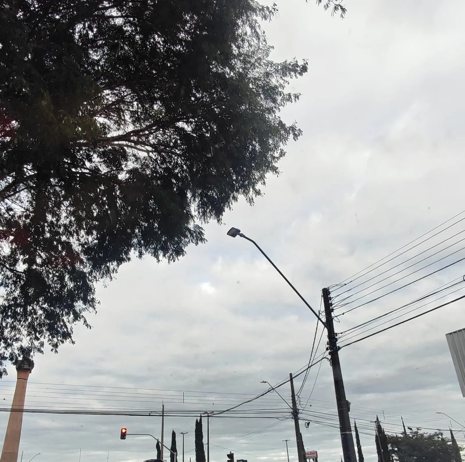 Quinta-feira começa com céu nublado e temperaturas amenas em Cascavel