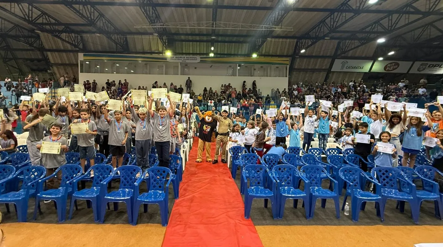 Formatura do PROERD Celebra Futuro de quase 450 Estudantes, em Foz