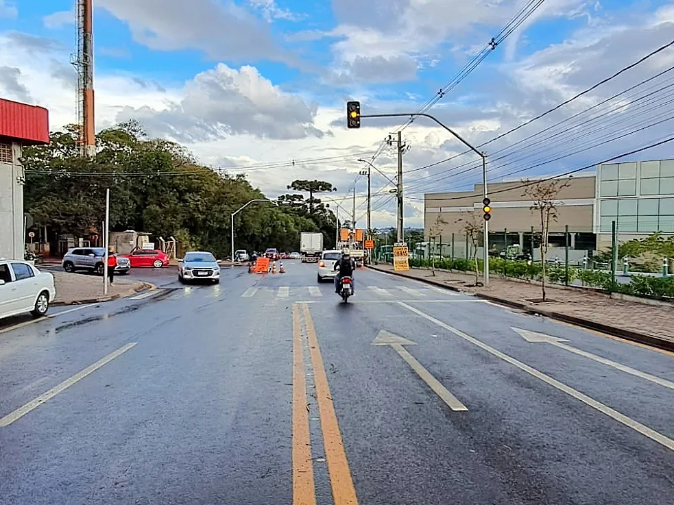 Semáforo começa a operar de forma definitiva no bairro São Cristóvão nesta sexta-feira