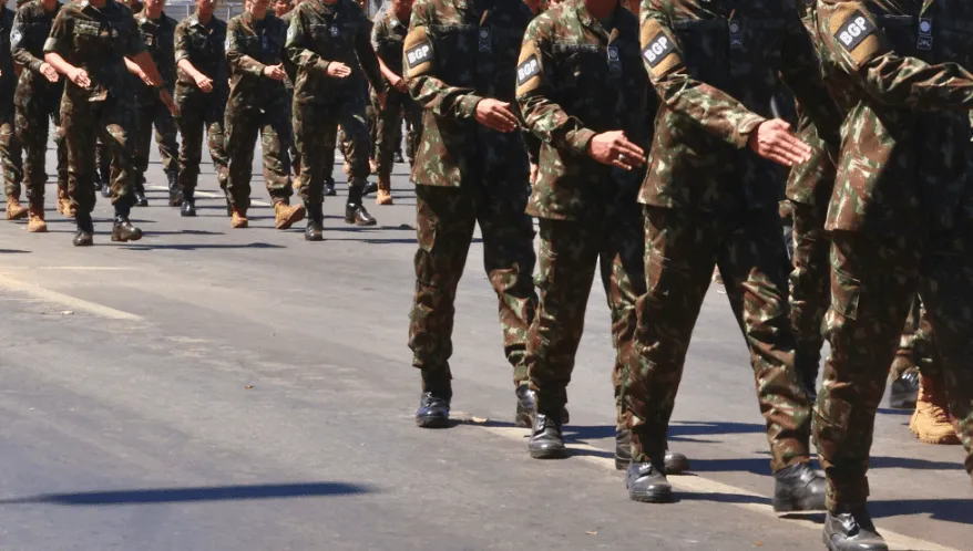 STF vai analisar regra que proíbe casados e pais em formação militar