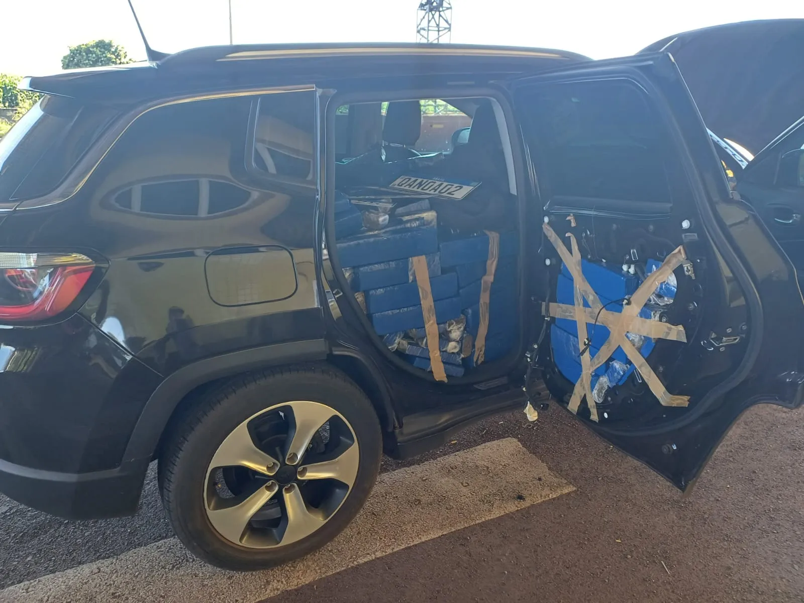 PRF apreende quase uma tonelada de maconha no Paraná