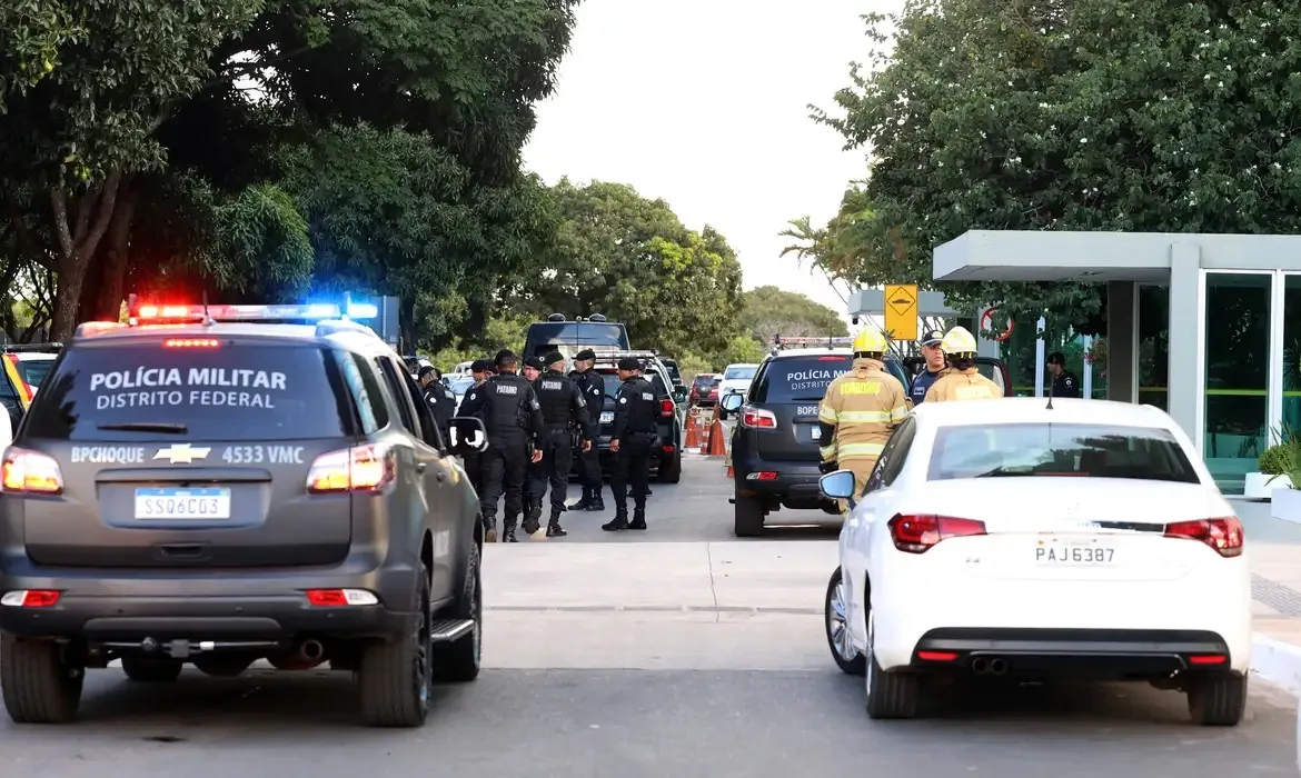 Justiça mantém preso acusado de tentar explodir bomba em ministério