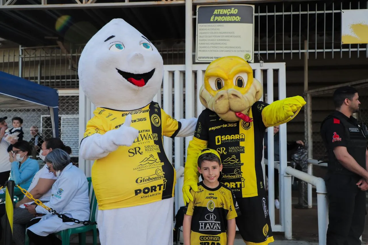 Prefeitura aplica mais de 120 doses de vacina contra gripe em ação no Estádio Olímpico 