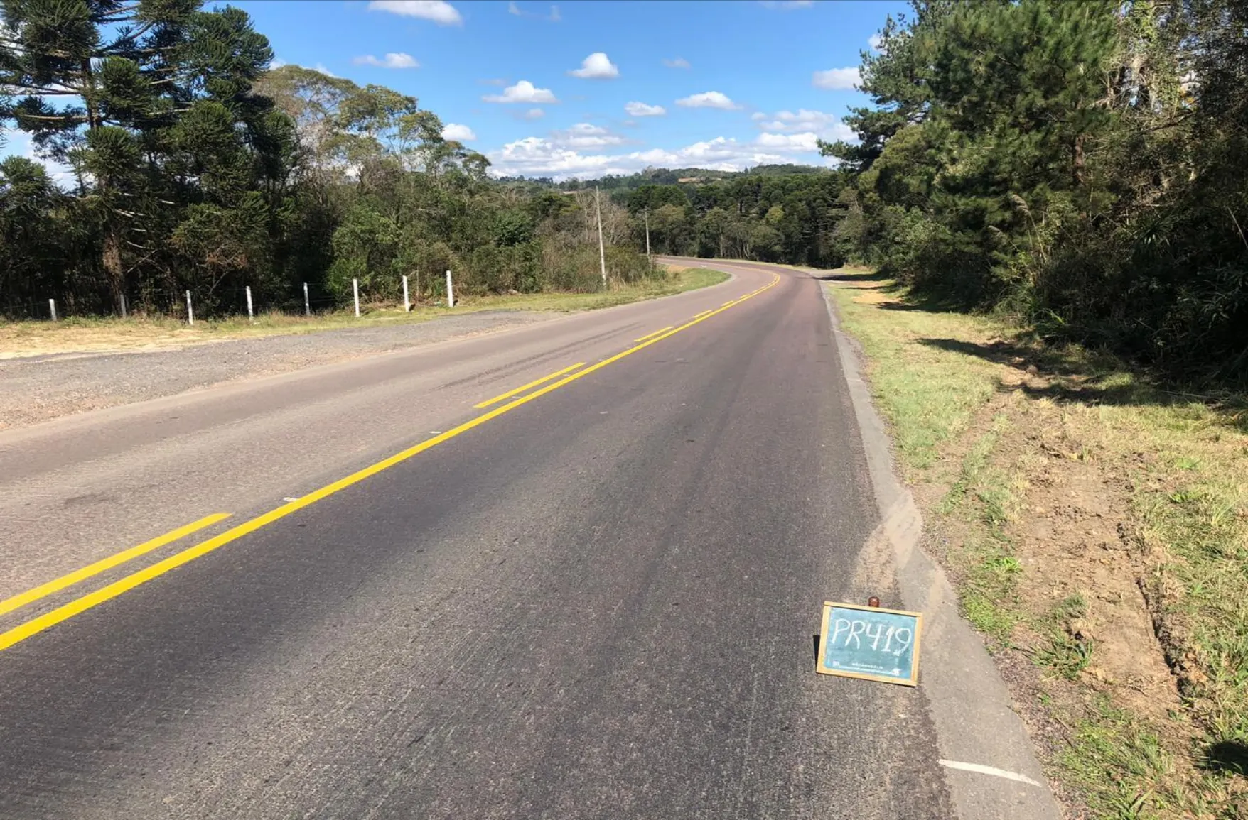 Rodovias do Paraná têm tráfego normal neste início de semana, informa o DER-PR