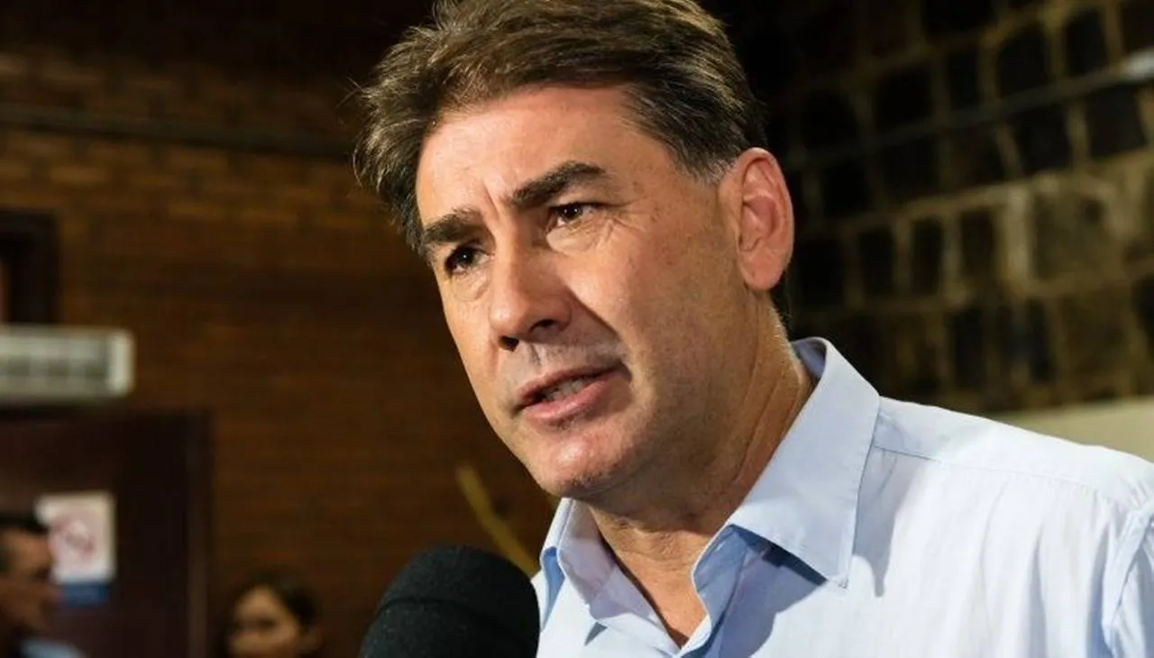 Contas do ex-prefeito Paranhos vão à votação nesta terça-feira