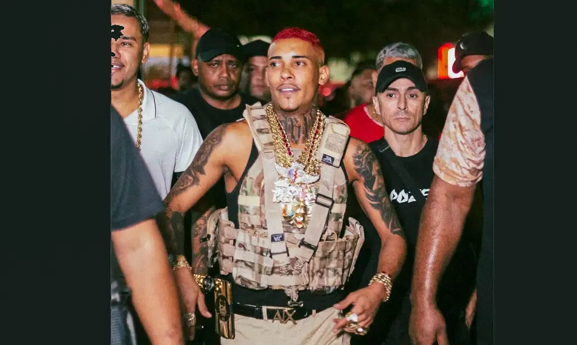 Polícia prende cantor MC Poze do Rodo no Rio de Janeiro