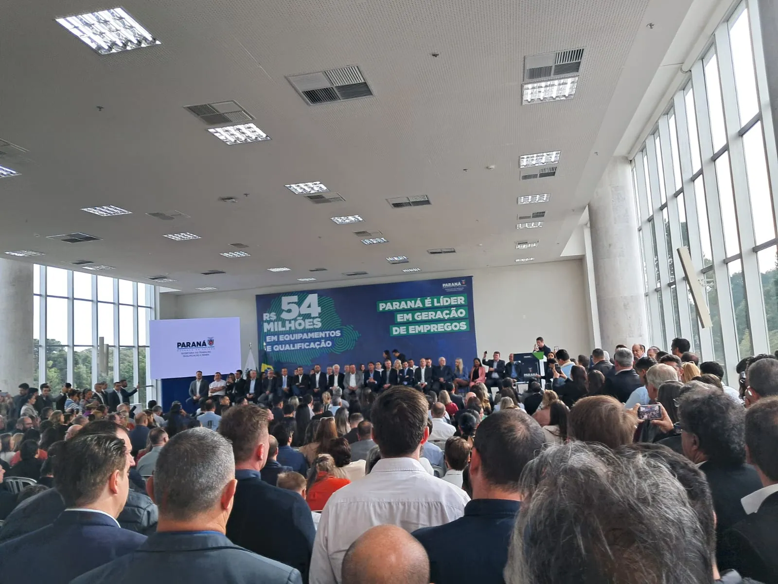 Agência do Trabalhador de Corbélia participa de solenidade no Palácio Iguaçu