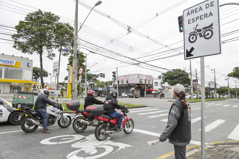 Desde o início do ano, mais de 2 mil acidentes com motociclistas foram registrados em Curitiba