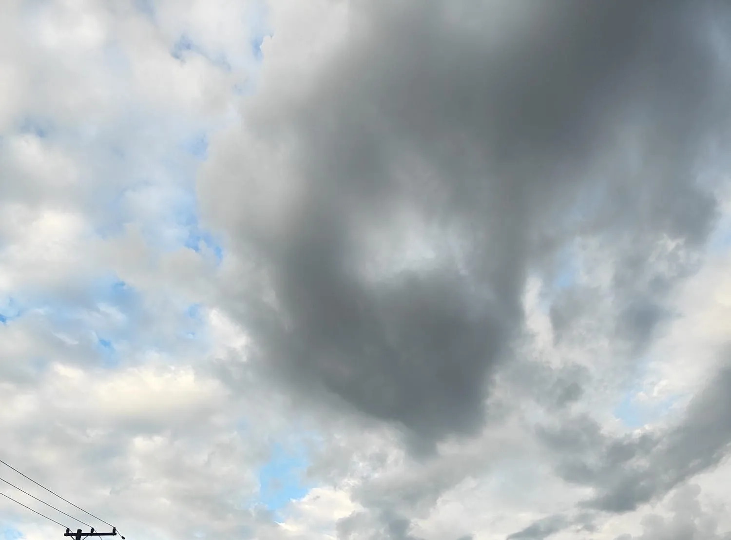 Terça-feira segue com tempo instável