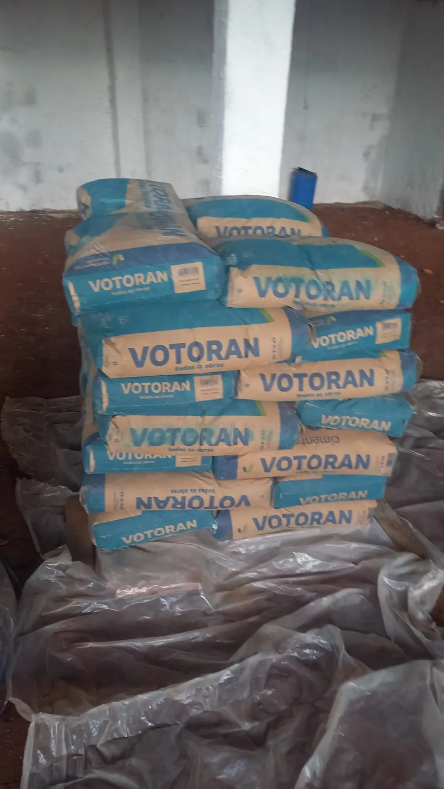 Jornalismo de resultado: Após a Gazeta do Paraná denunciar reclamação de cliente, empresa faz entrega de sacos de cimento