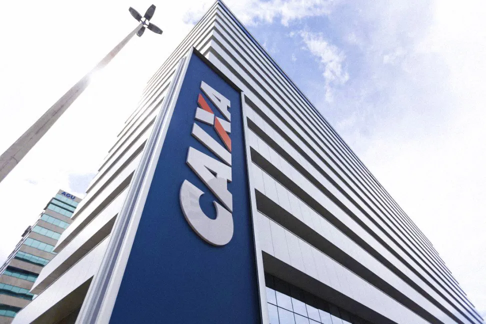 CEF deverá indenizar mulher por descumprimento de ordem judicial