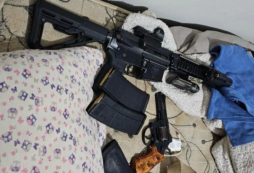 Polícia Civil faz operação contra grupo armado em Foz do Iguaçu