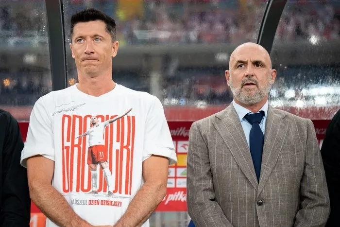 Técnico da Polônia pede demissão após Lewandowski anunciar saída