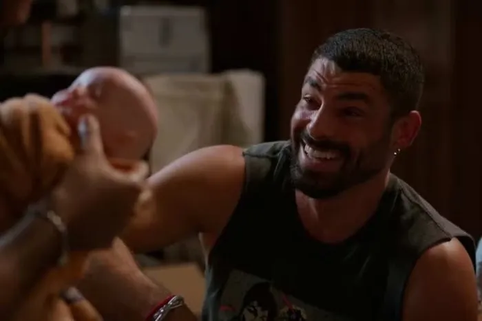 Vale Tudo: cena de parto de bebê reborn vira piada