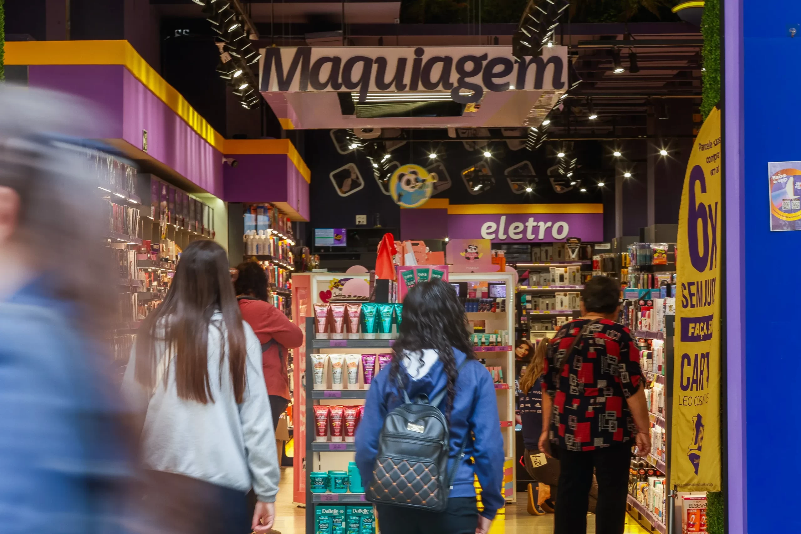 Comércio paranaense acumula alta de 2,4% nas vendas no 1º quadrimestre de 2025