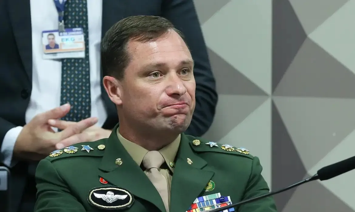 No STF, Mauro Cid confirma delação que incrimina Braga Netto em ação