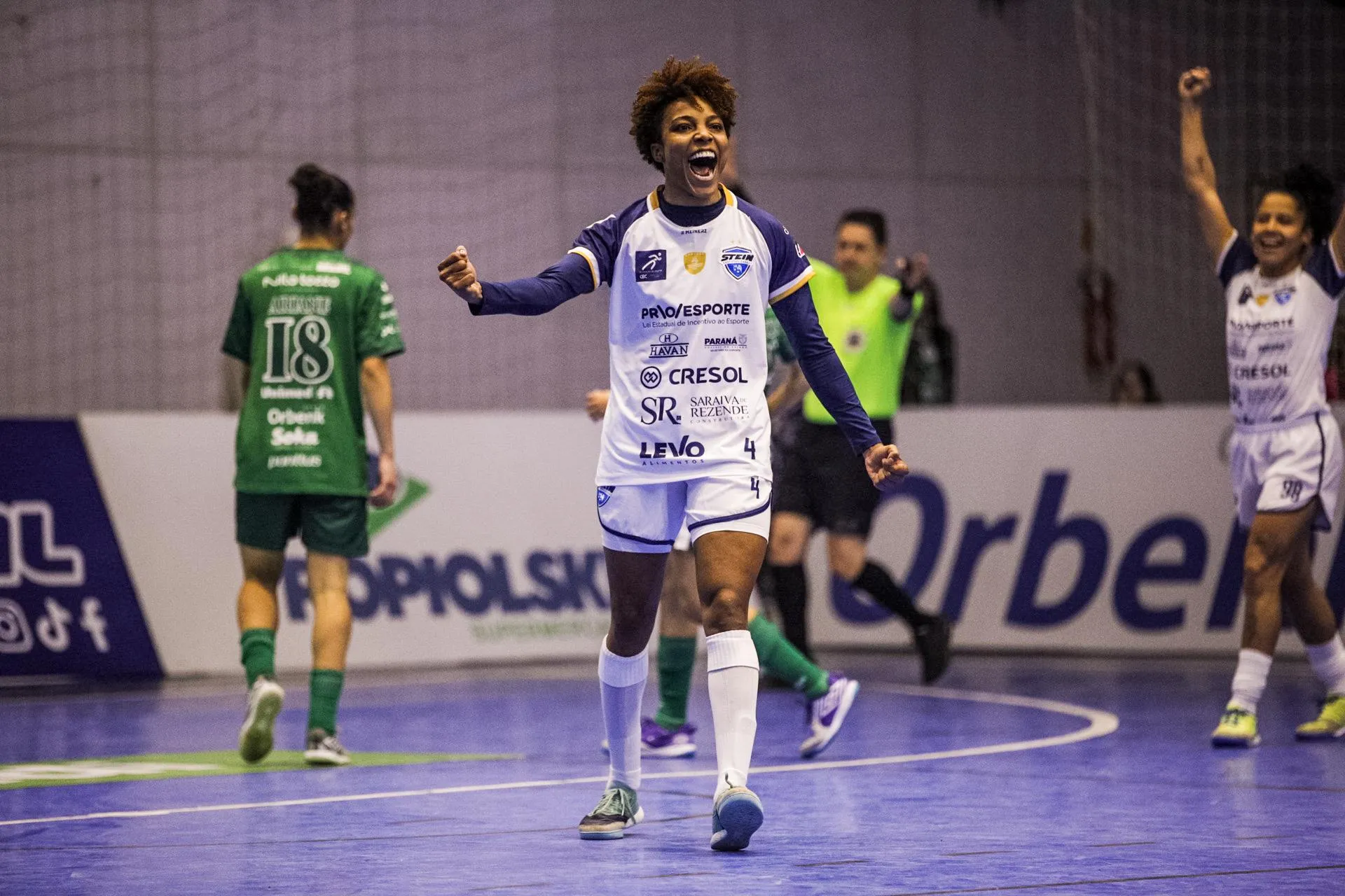 Stein Cascavel goleia Female fora de casa por 6×0 e segue na liderança da LFF