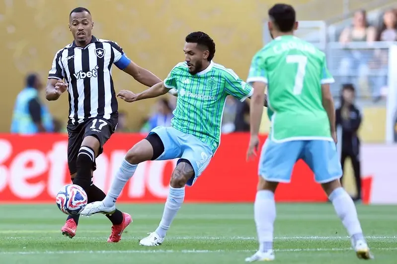 Fogão enfrenta o atual campeão europeu PSG nesta quinta-feira