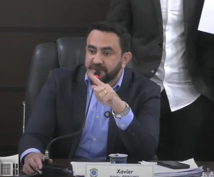 Clima esquenta em audiência pública sobre educação; “Você talvez seja doente”