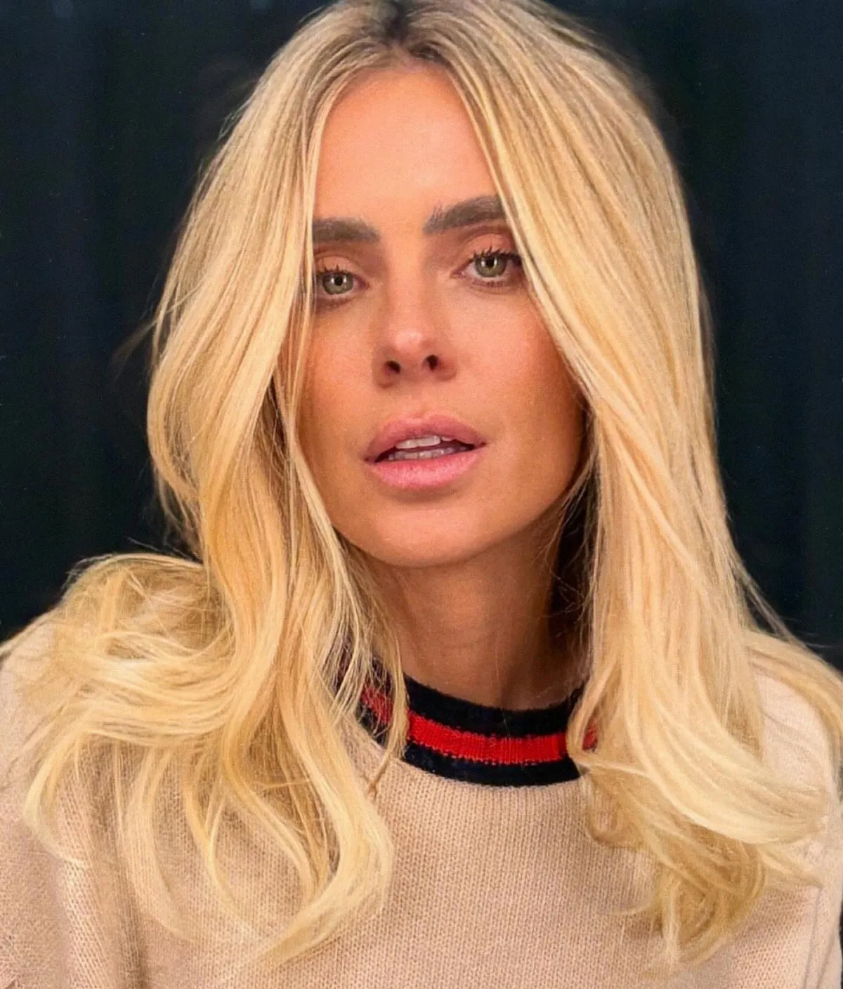 Carolina Dieckmmann muda de visual e de nome por “numerologia”