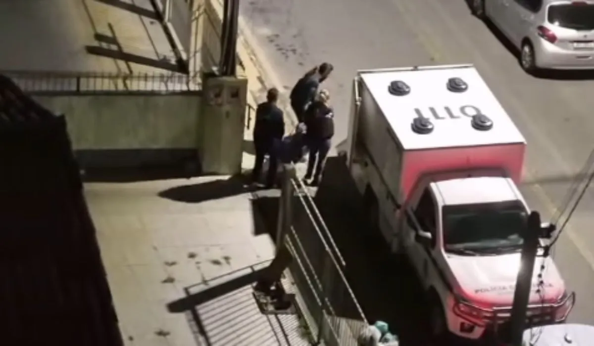 Jovem é morto a tiros após se envolver com mulher casada em baile funk