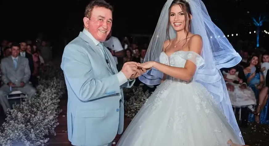 Amado Batista e Calita Franciele estariam separados após suposta traição dele, diz colunista