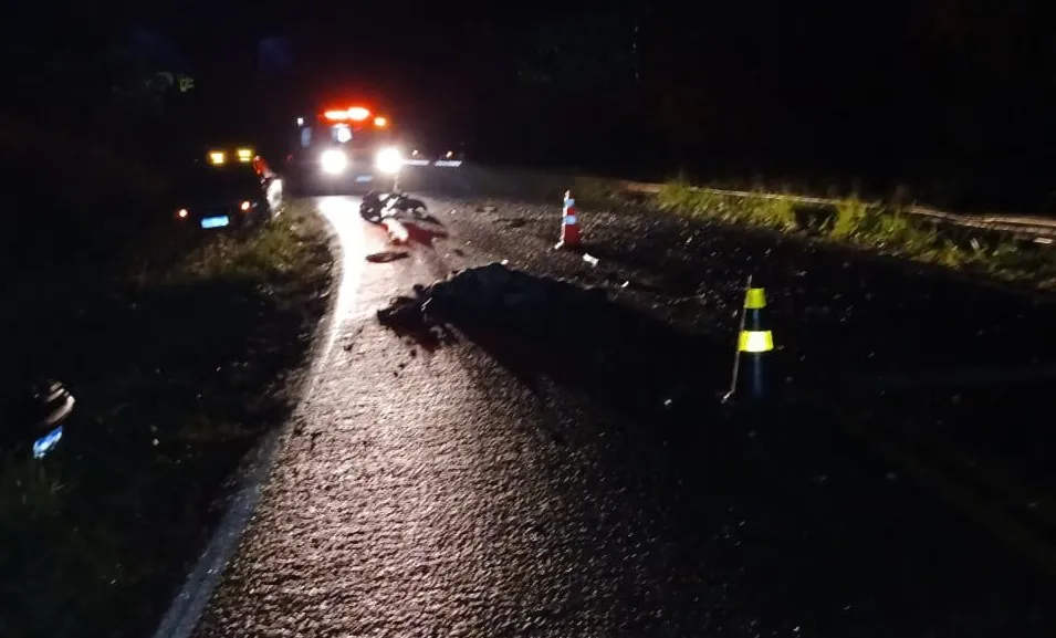 Jovem morre em colisão frontal na PR-475