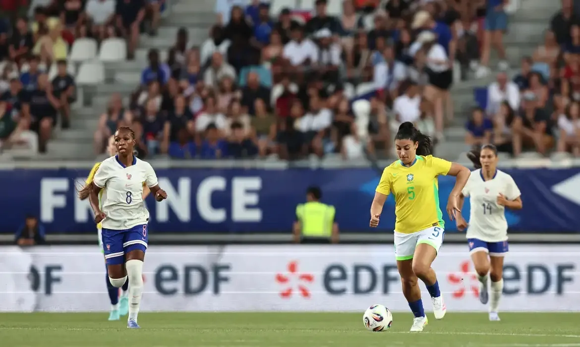 Seleção feminina é derrotada em último teste antes da Copa América