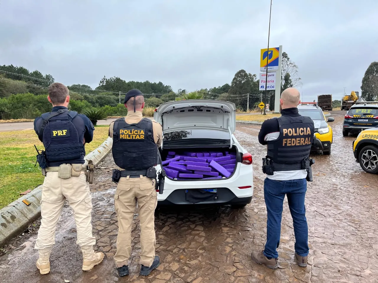 Polícia Rodoviária Federal apreende mais de meia tonelada de maconha em Guarapuava