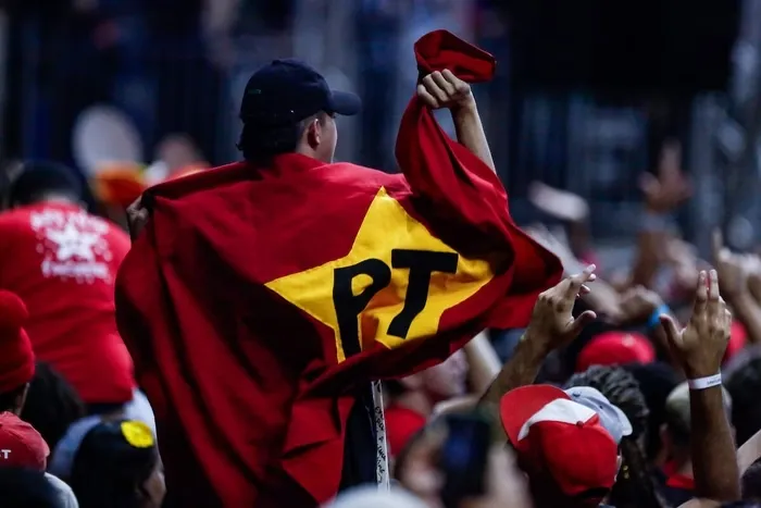 Bancada do PT propõe novo projeto pelo fim da escala de trabalho 6×1