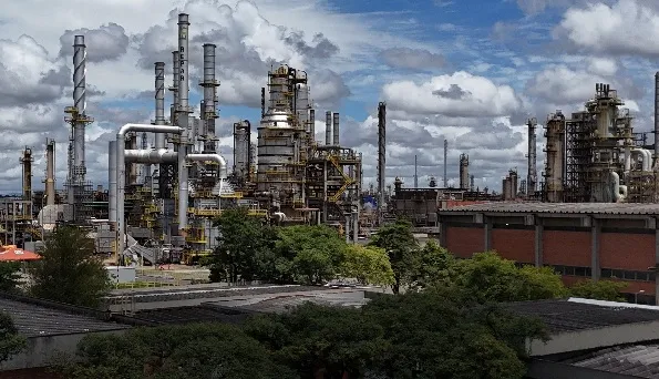 Justiça do Trabalho pacifica conflito e coloca fim à greve de trabalhadores na Repar