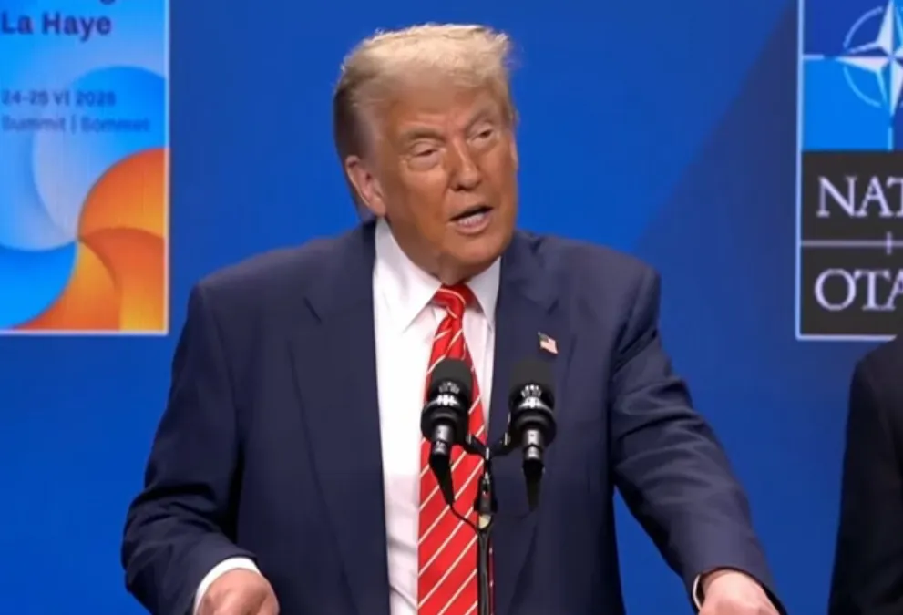 Trump monitorou cúpula dos Brics no Brasil e ameaça países com novas taxas, diz Casa Branca
