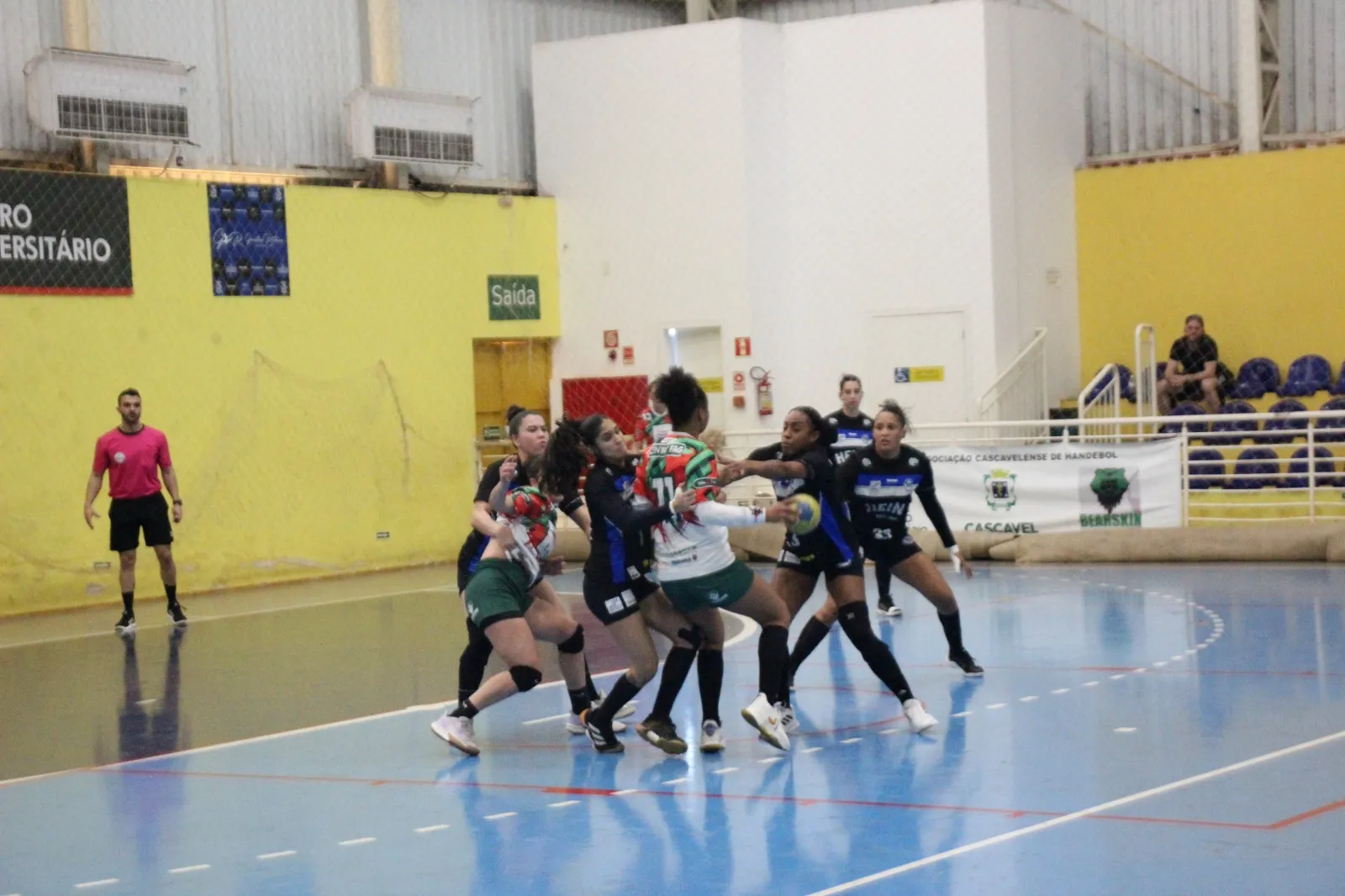 Handebol de Cascavel joga pela redenção neste fiim de semana