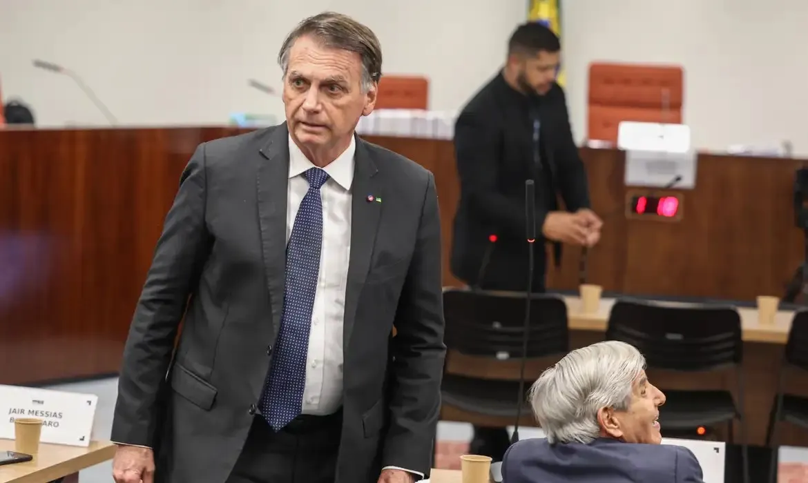 PGR pede condenação de Bolsonaro e núcleo central da trama golpista