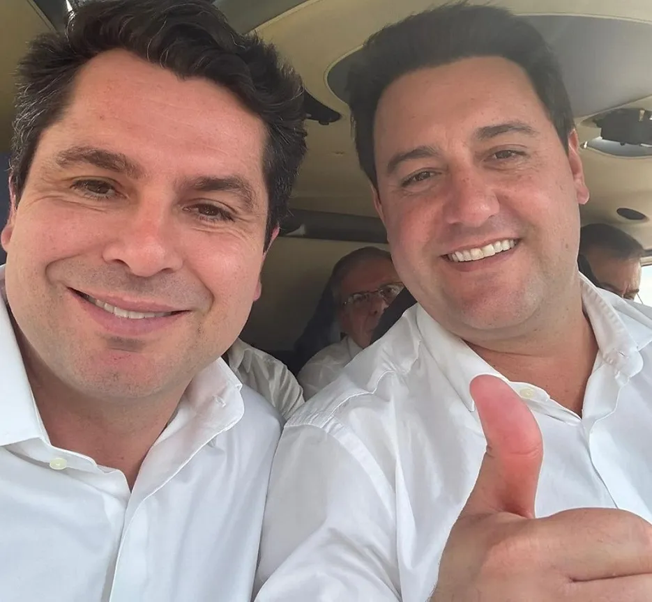 Ratinho e Curi percorrem o Paraná entregando obras   