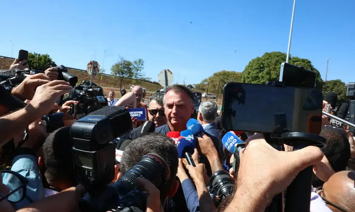 Primeira Turma do STF forma maioria para confirmar medidas contra Bolsonaro