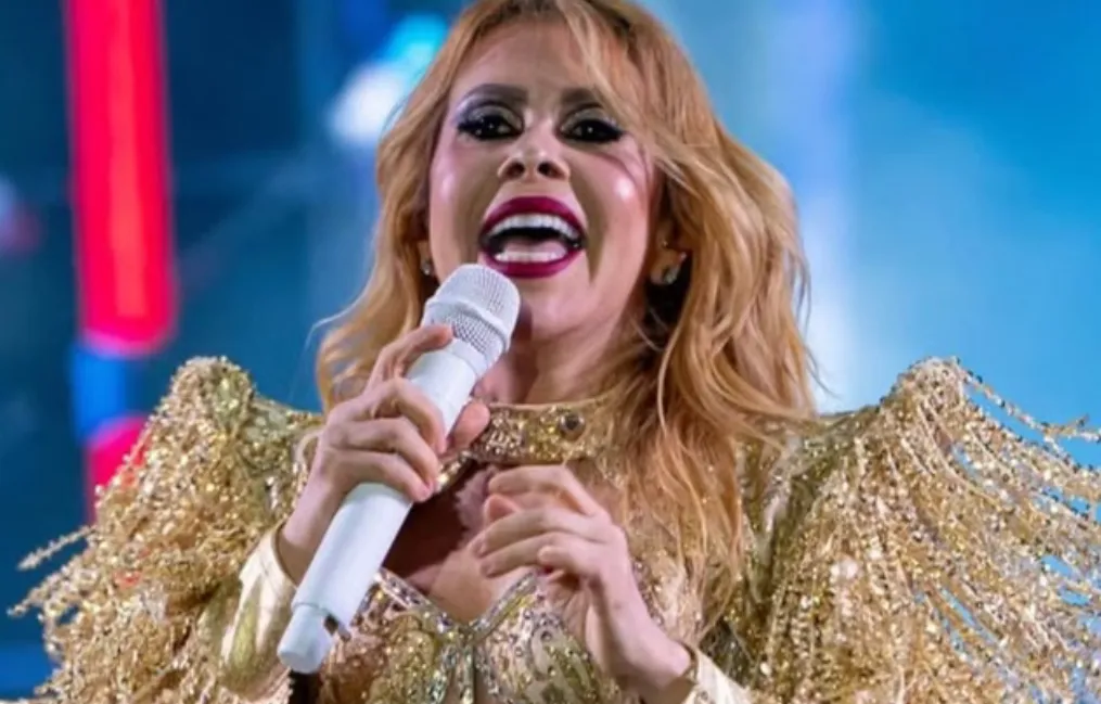 Cantora Joelma revela desejo de ter sido advogada