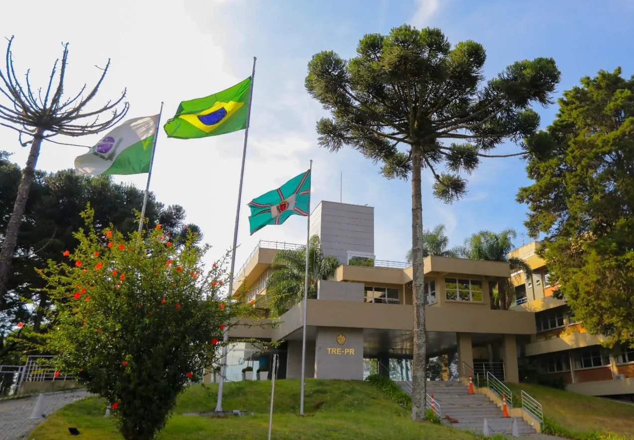 TRE-PR cassa chapas em 10 municípios por fraude à cota de gênero nas Eleições 2024