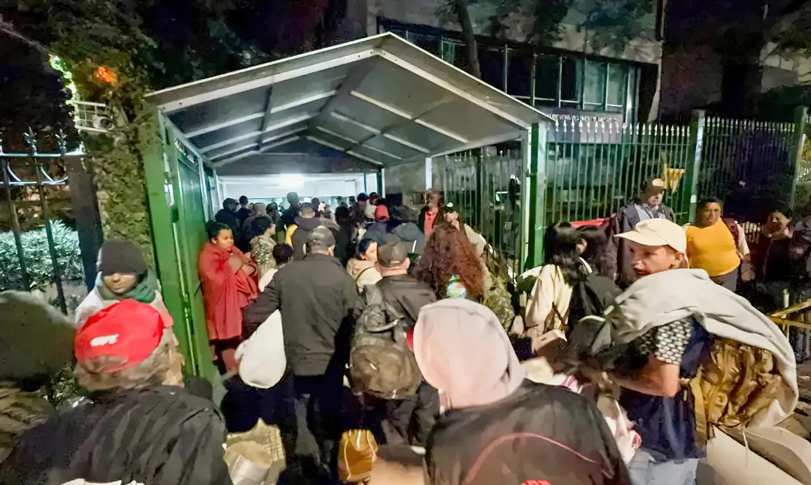 MST invade Superintendência do Incra em São Paulo