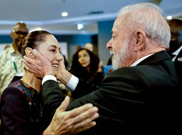 Lula conversa com presidente do México sobre tarifaço de Trump