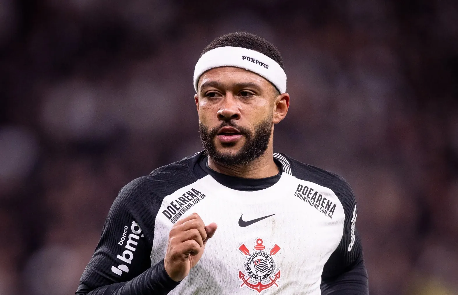 Corinthians vai avaliar Memphis e estuda propor rescisão após jogos contra o Palmeiras