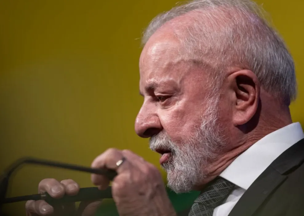 Lula diz que, se Trump estiver “trucando”, está pronto para “pedir 6”