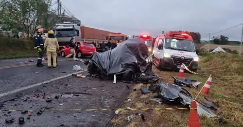 Grave acidente na BR-369 em Corbélia deixa três mortos e três feridos