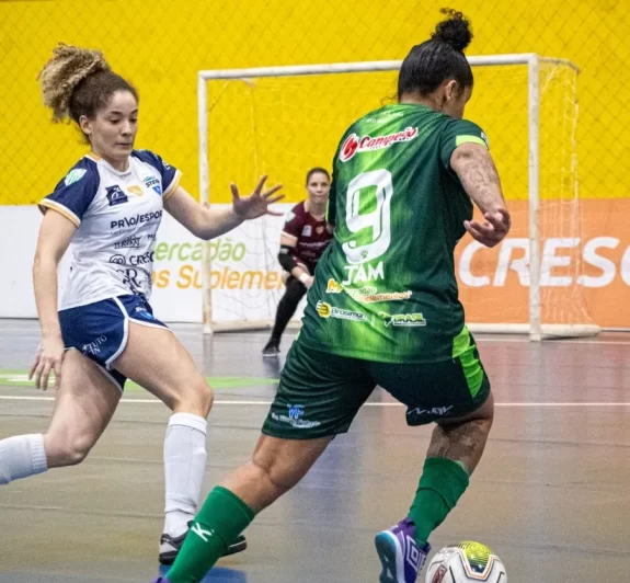 Stein Cascavel Futsal vence o Resenhas de Goiás por 5 a 0 e segue líder da LFF